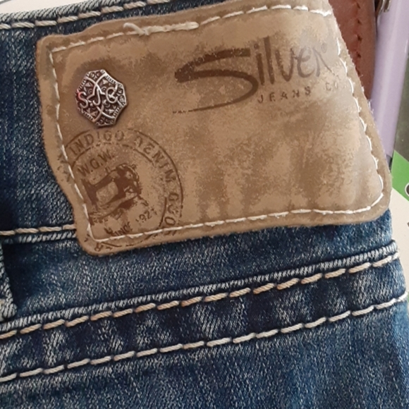 Silver  Jeans - Picture 6 of 8